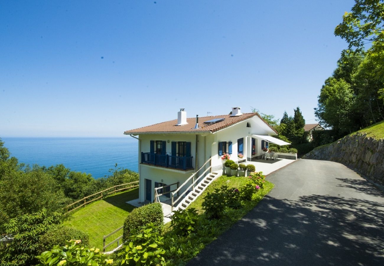 Cottage in Getaria - LAZKANO -ENEA Cottage in Getaria - LAZKANO -ENEA